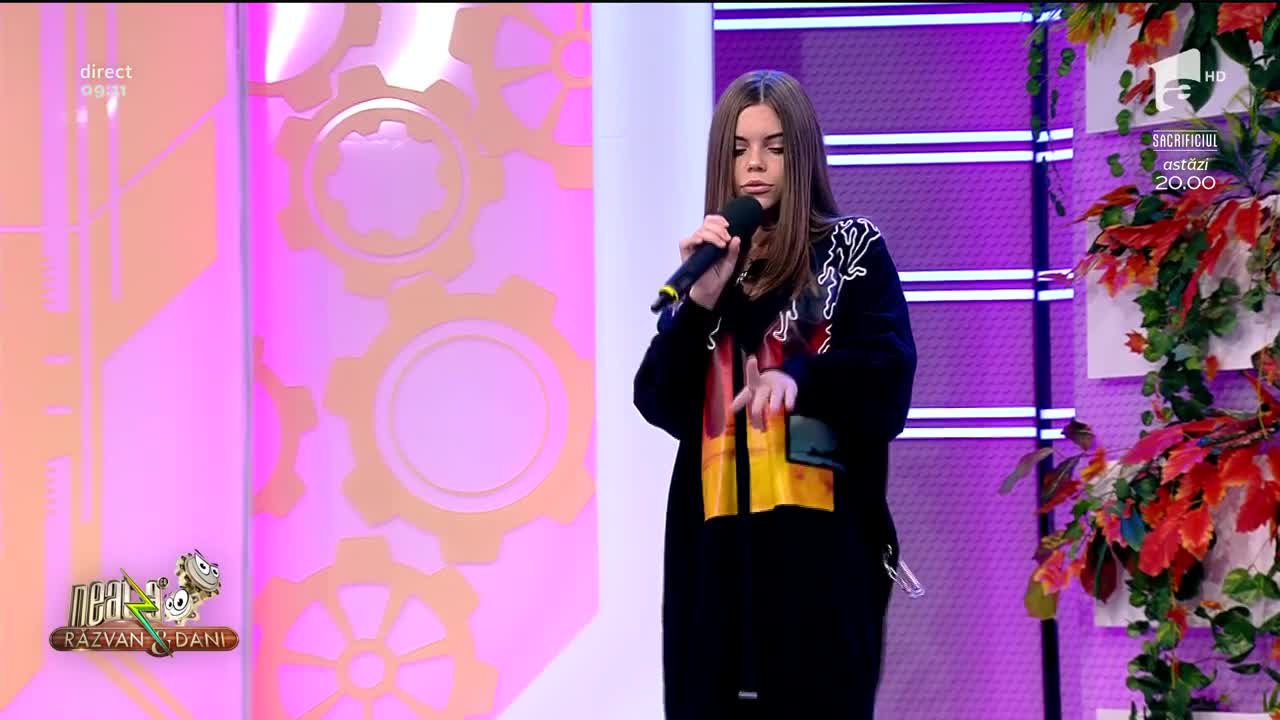 Neatza cu Răzvan și Dani. AVI c&acirc;ntă melodia Hurricane