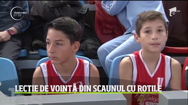 Lecție de voință din scaunul cu rotile. Aproape 120 de copii cu nevoi speciale au fost provocați la o competiție regională de baschet, &icirc;n Oradea