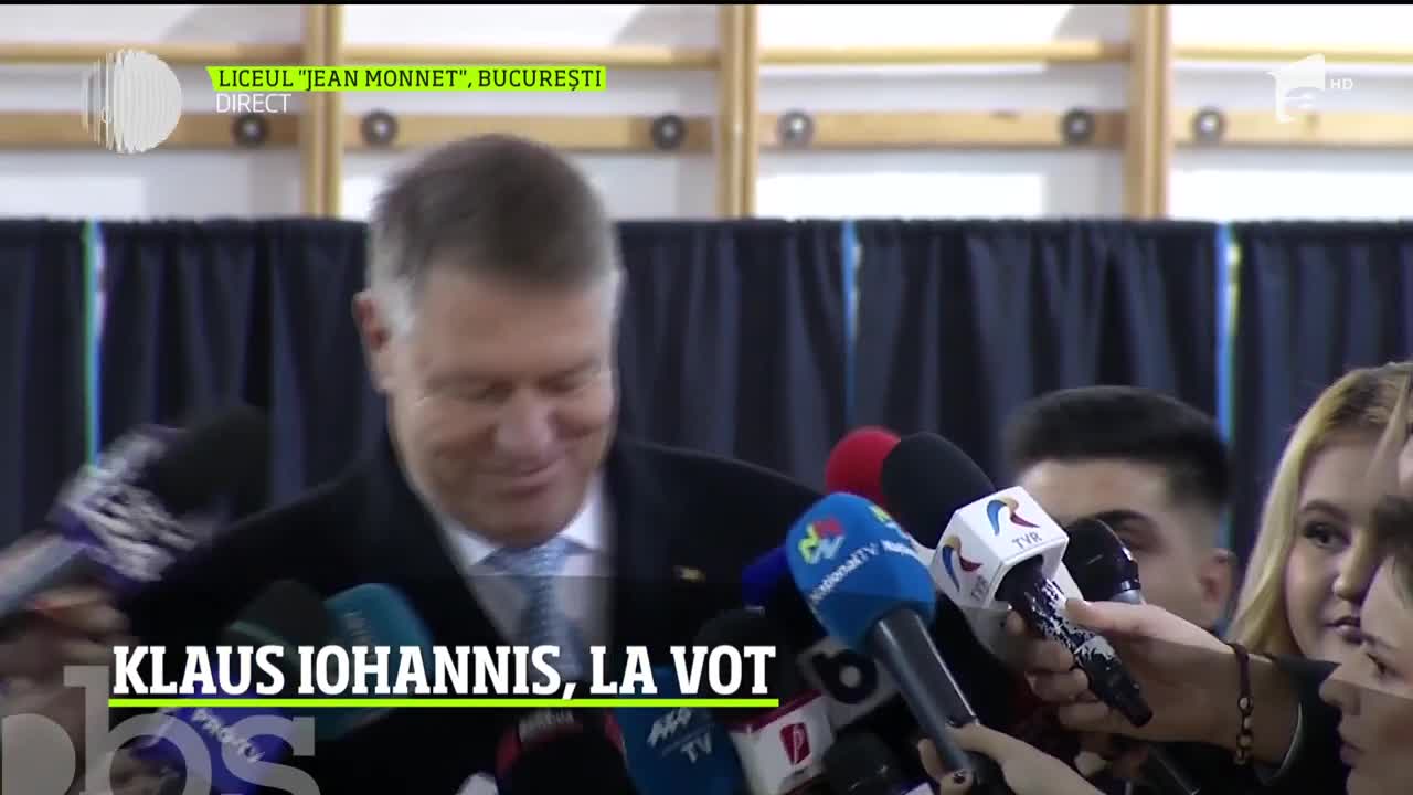 Klaus Iohannis a votat  la Liceul "Jean Monnet"