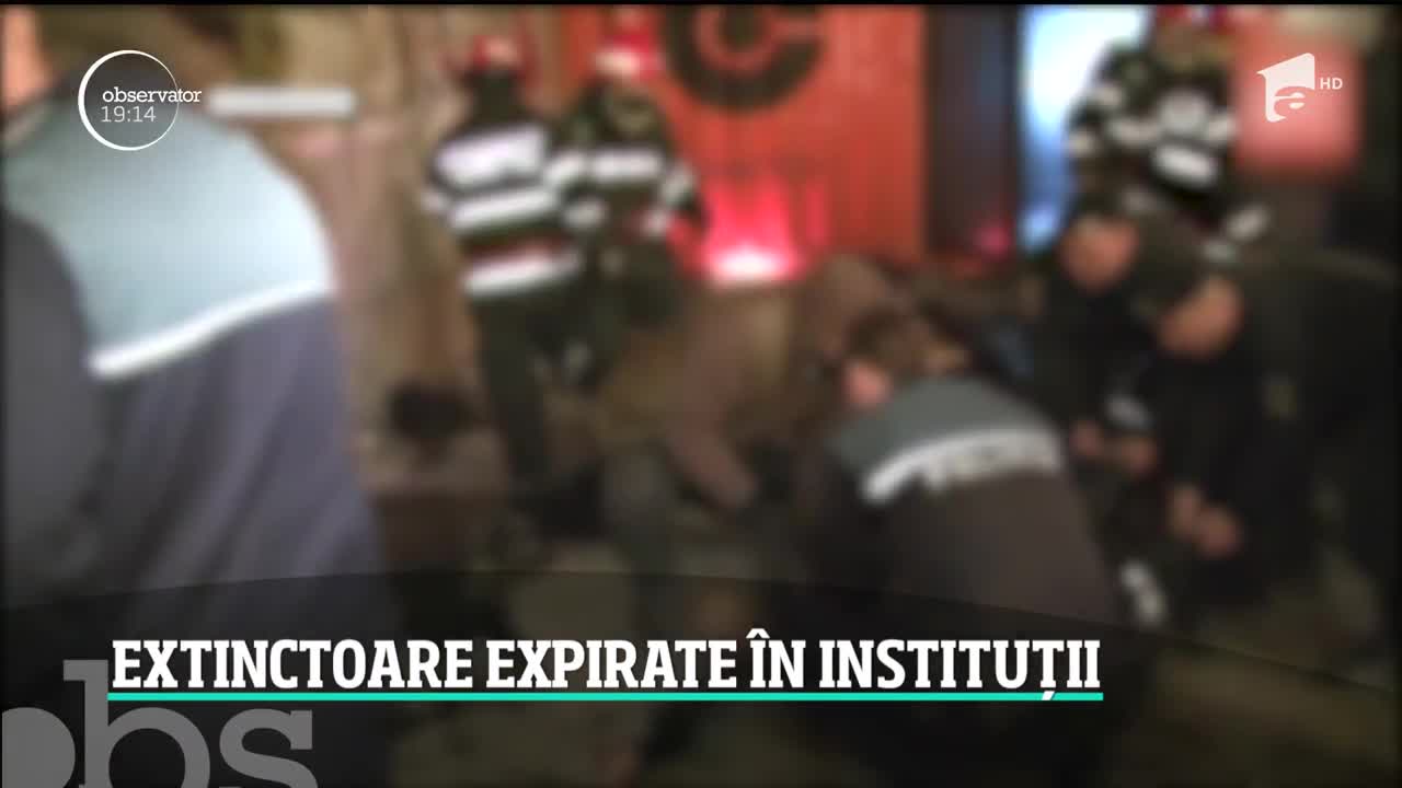 &Icirc;n tribunalul unde se judecă incendiul de la Colectiv, extinctoarele sunt expirate