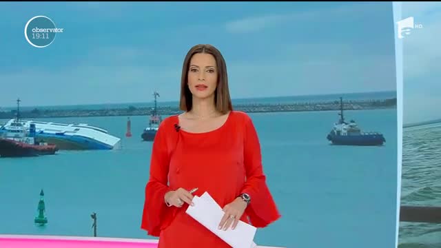 Zeci de oi, &icirc;ncă &icirc;n viață pe vasul răsturnat. Voluntarii care participă la operaţiuni, &icirc;n lacrimi