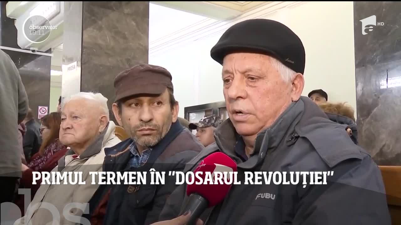Procesul Revoluţiei a &icirc;nceput, după 30 de ani, cu sute de victime şi urmaşi care au stat la coadă &icirc;n faţa sălii de judecată