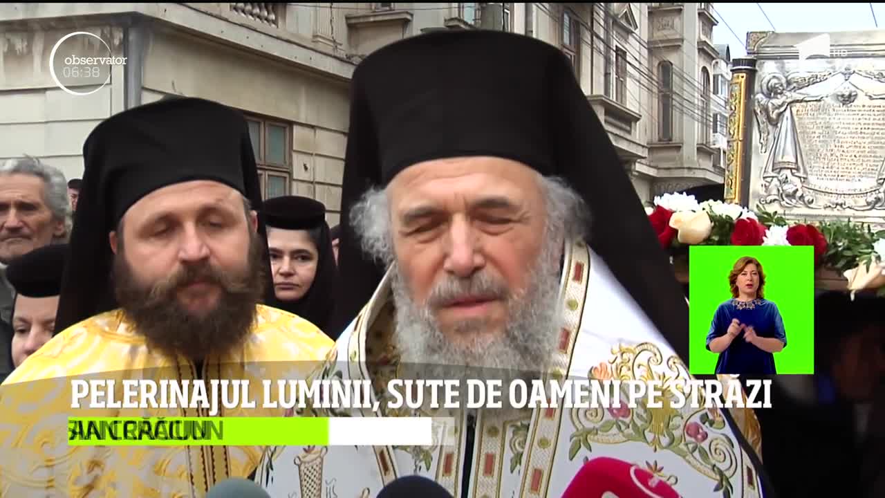 Pelerinajul luminii a &icirc;nceput la Galați. Racla moaştelor Sf&acirc;ntului Grigorie Dascălul a fost adusă de la M&acirc;năstirea Căldăruşan,iar oamenii au &icirc;nsoţit-o pe străzi