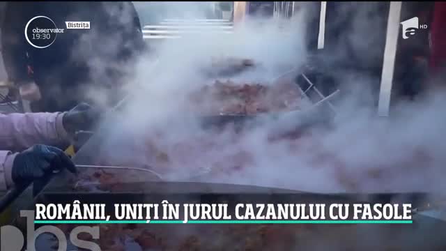 De Ziua Națională, rom&acirc;nii s-au unit și &icirc;n jurul cazanele cu iahnie de fasole