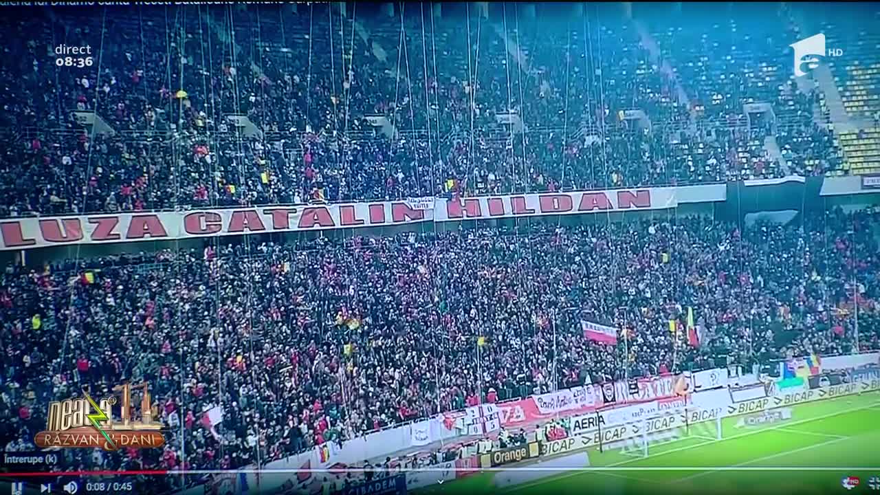 Smiley News - Neatza cu Răzvan și Dani. Suporterii dinamoviști, specol patriotic &icirc;n tribune