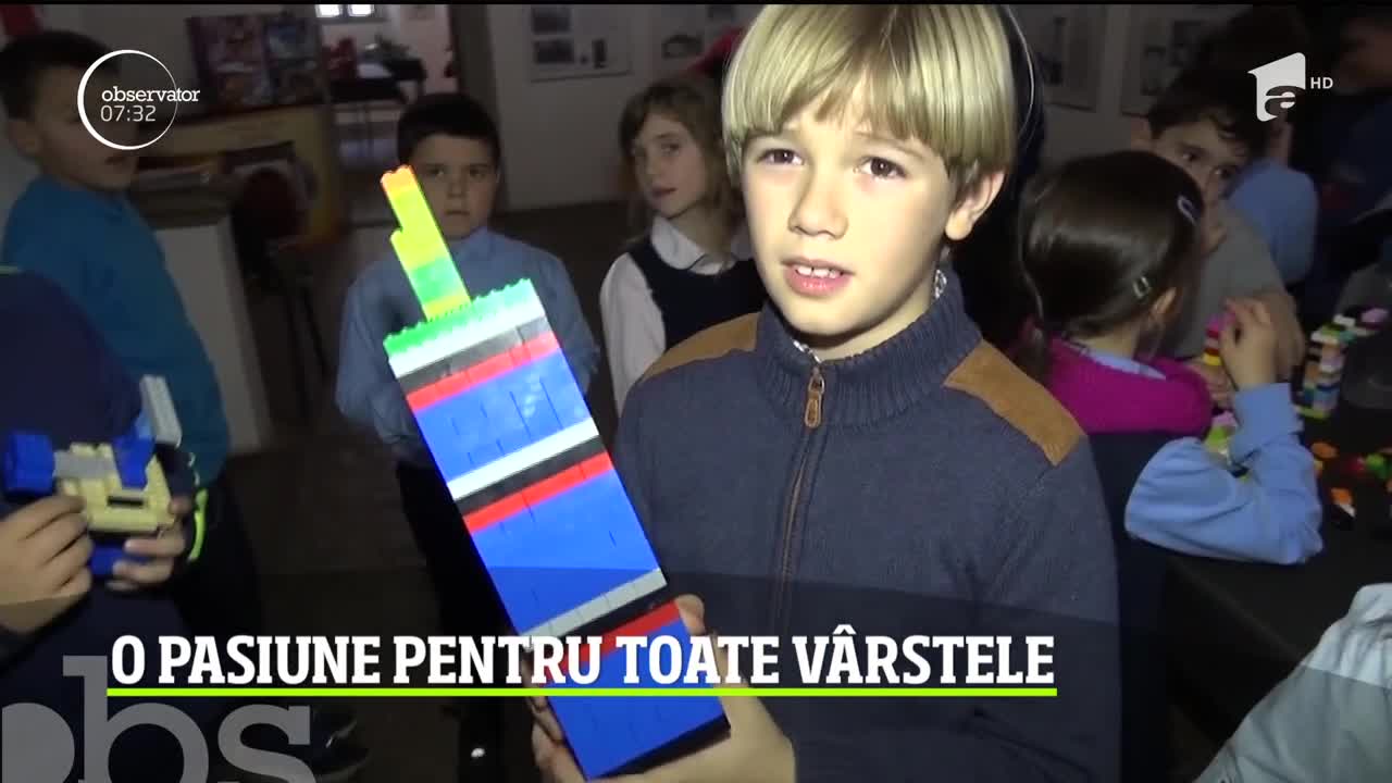 Cine spune că jucăriile sunt doar pentru copii? O asociaţie din Bistriţa Năsăud a transformat &icirc;mbinarea micilor bucăţi de construcţie &icirc;ntr-o pasiune