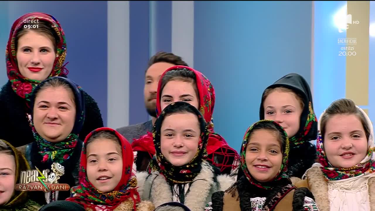 Neatza cu Răzvan și Dani. O fetiță de trei anișori i-a dat tot universul peste cap lui Dani Oțil: Gabriela, fă camera aia, o luăm acasă!