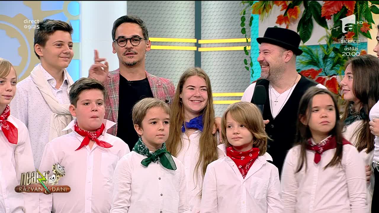 Neatza cu Răzvan și Dani. Mesaj emoționant &icirc;n noua piesă de Crăciun a trupei Bere Gratis, Doar de Crăciun