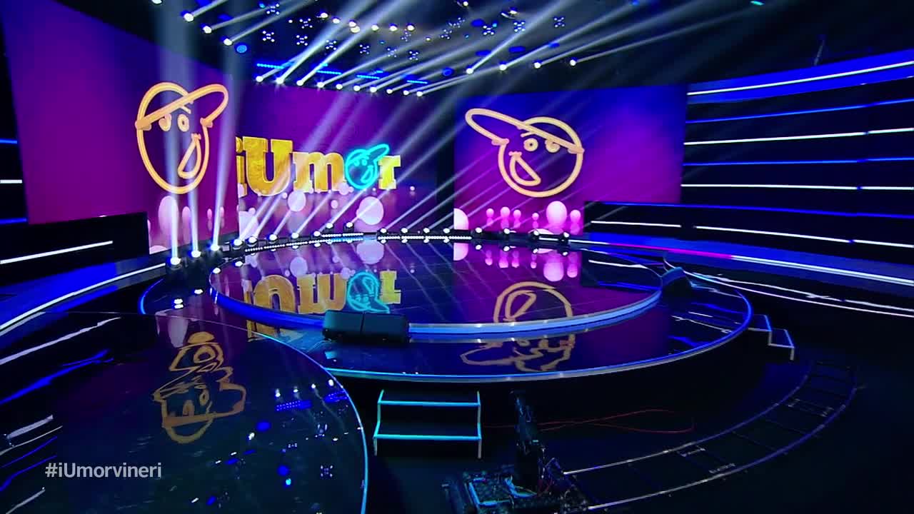 Mihai Bendeac, asistentul lui Andrei Voicu, într-un nou spectacol inedit de hipnoză! "A spus că sunt urât! Cred că s-a trezit!"