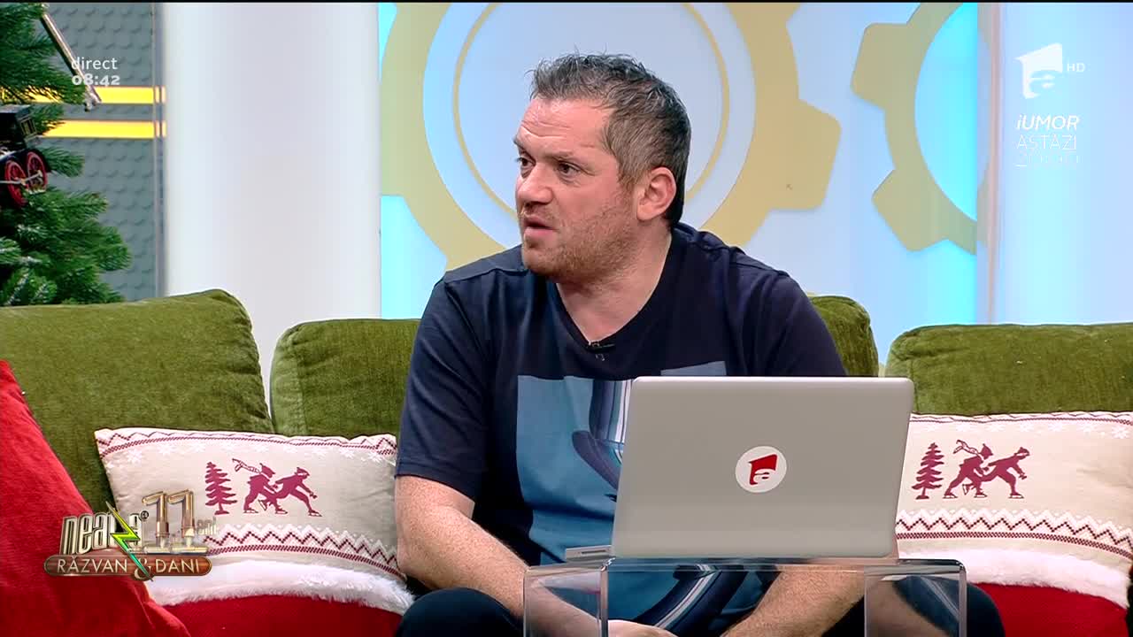 Smiley News - Neatza cu Răzvan și Dani. Chinezii au inaugurat al doilea aeroport din Beijing. &Icirc;n fiecare toaletă există televizor