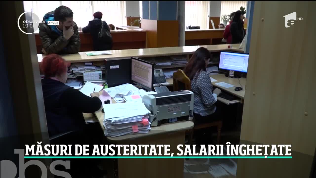 Guvernul str&acirc;nge cureaua ca să facă rost de bani. Printre cei vizaţi de măsuri sunt profesori, medici, artişti, dar şi demnitari, poliţişti şi militari