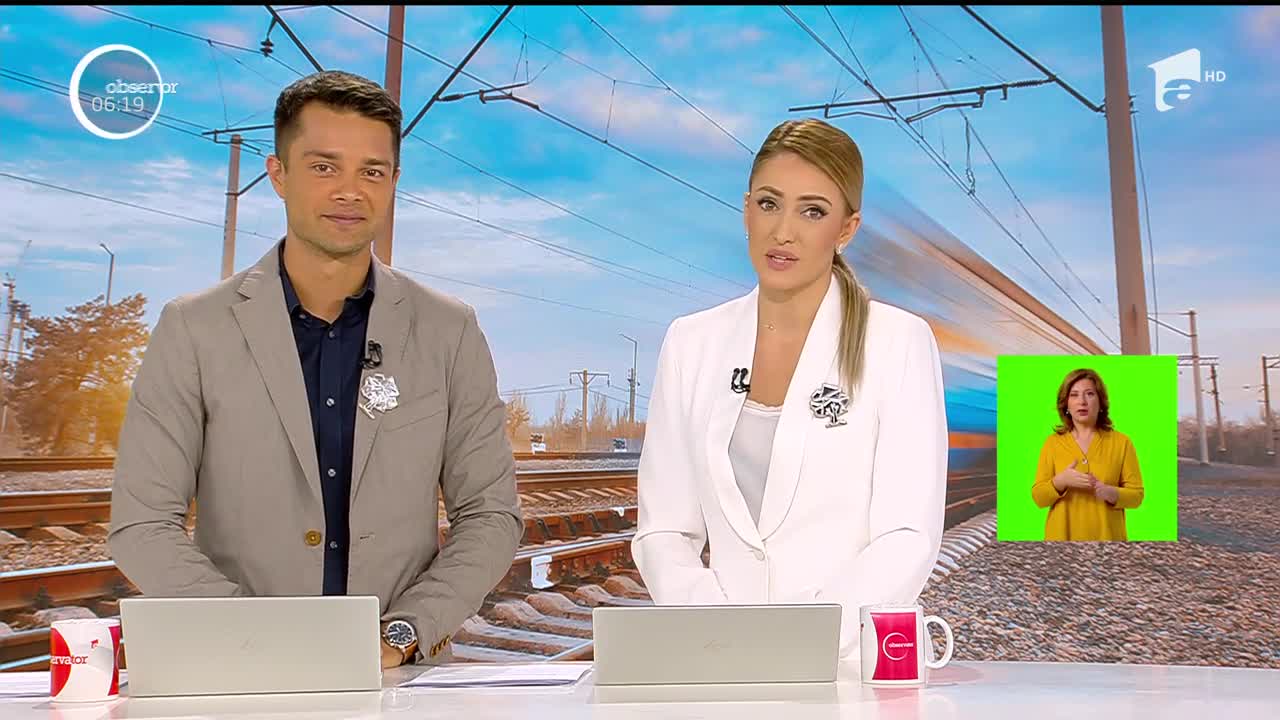 La Cluj, Moş Crăciun și-a luat un tren și &icirc;mparte cadouri copiiilor care-l &icirc;nsoțesc