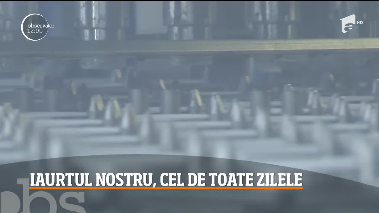 Iaurtul, alimentul cel mai sănătos din familia lactatelor