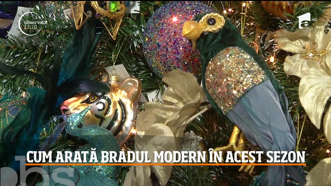 Cum arată bradul modern &icirc;n acest sezon. Globurile personalizate sunt la mare căutare
