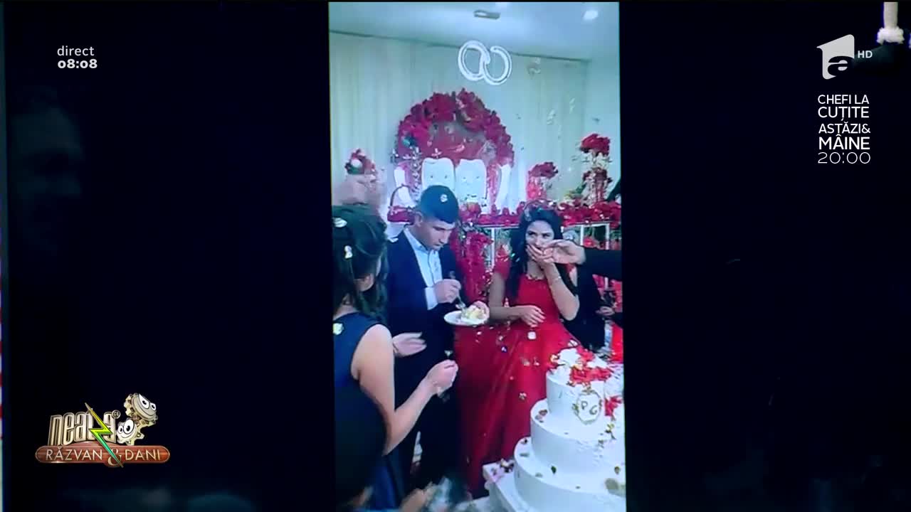 Smiley News - Neatza cu Răzvan și Dani. Nervi &icirc;n ziua nunții. Ce a făcut mirele c&acirc;nd a trebuit să taie tortul