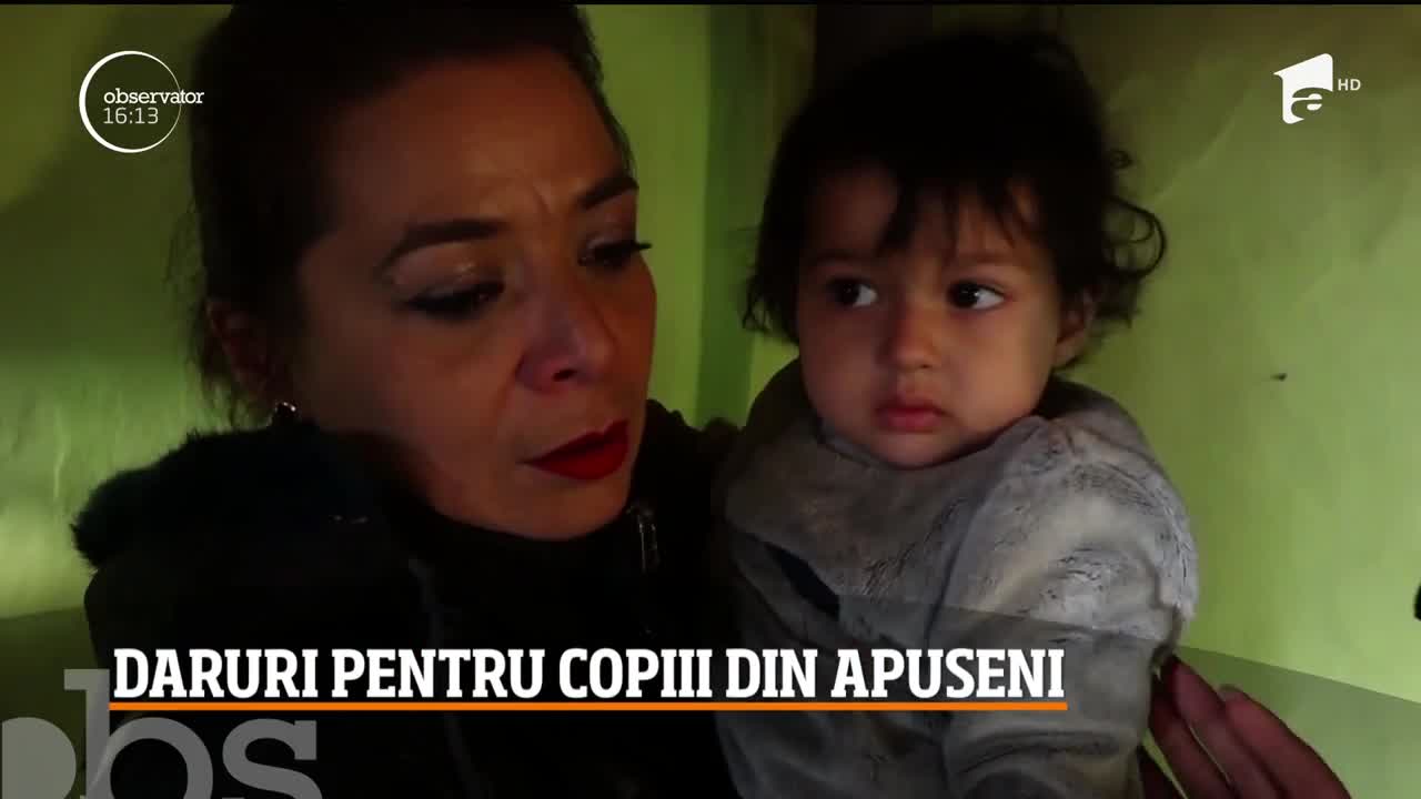 Moş Crăciun a ajuns mai devreme la unii dintre copiii din satele mai izolate din Munţii Apuseni!