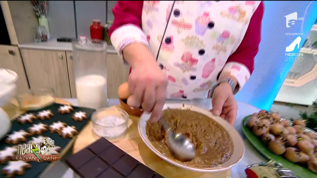 Rețeta Zilei - Neatza cu Răzvan şi Dani. Cozonac, desertul Crăciunului