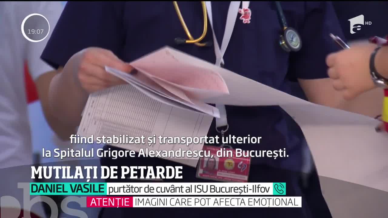 Artificiile au provocat un incendiu &icirc;ntr-un bloc din Galaţi şi zeci de oameni au fost răniţi de petarde