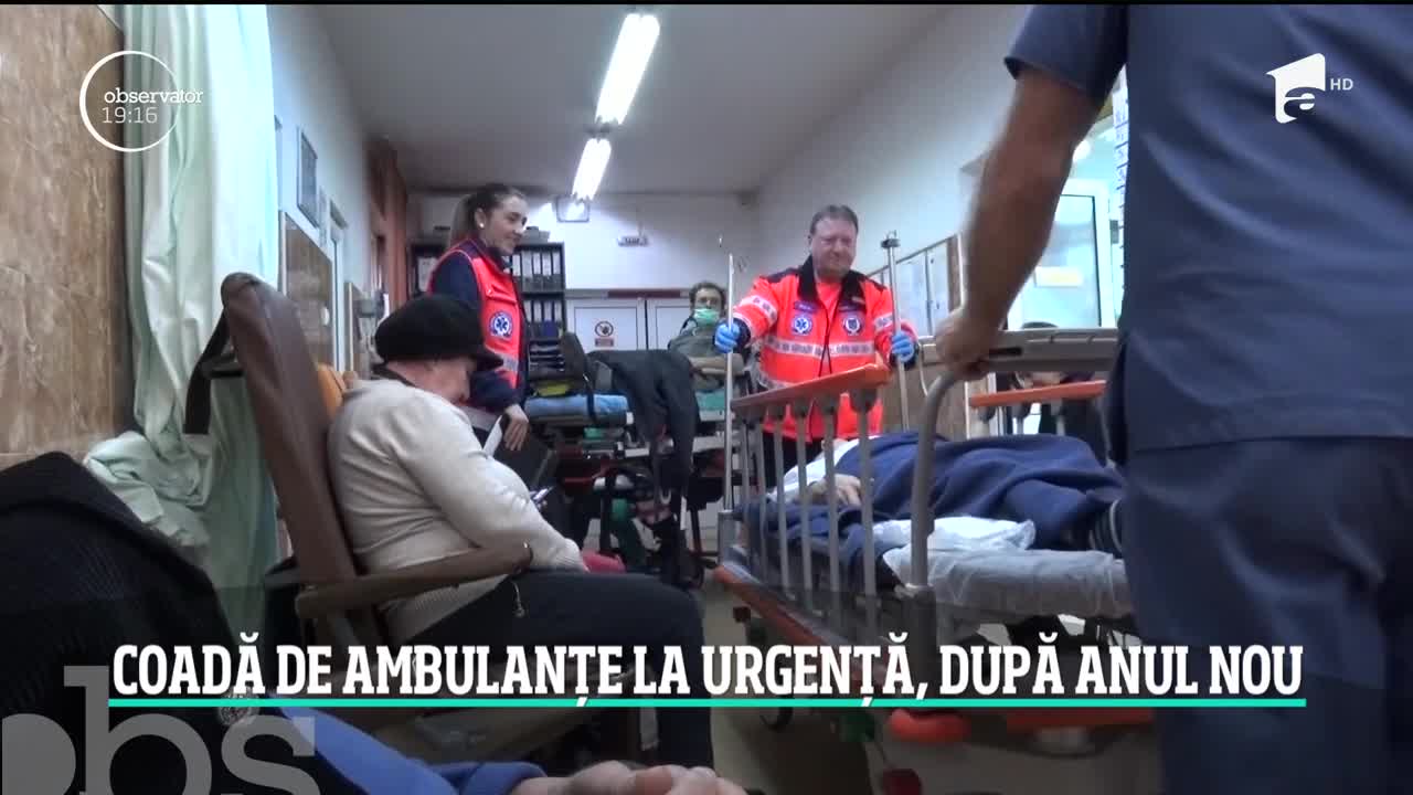 Scene incredibile la secţia de primiri urgenţe a spitalului din Bistriţa! Coadă de ambulanţe la intrare &icirc;n camera de gardă!