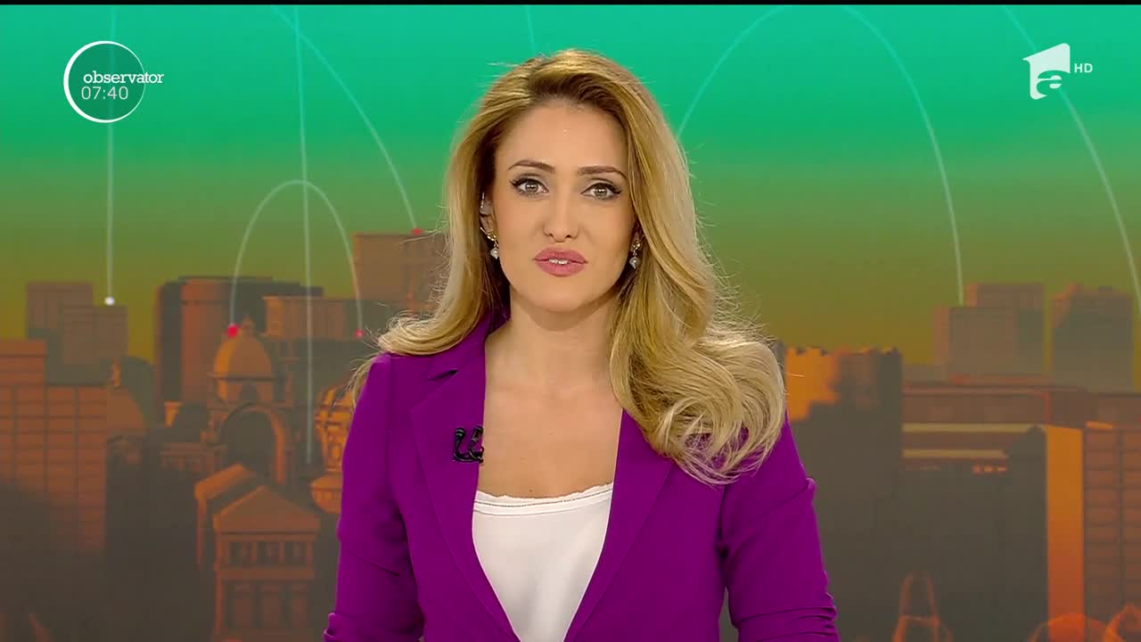 Mamă protectoare din lumea elefanților