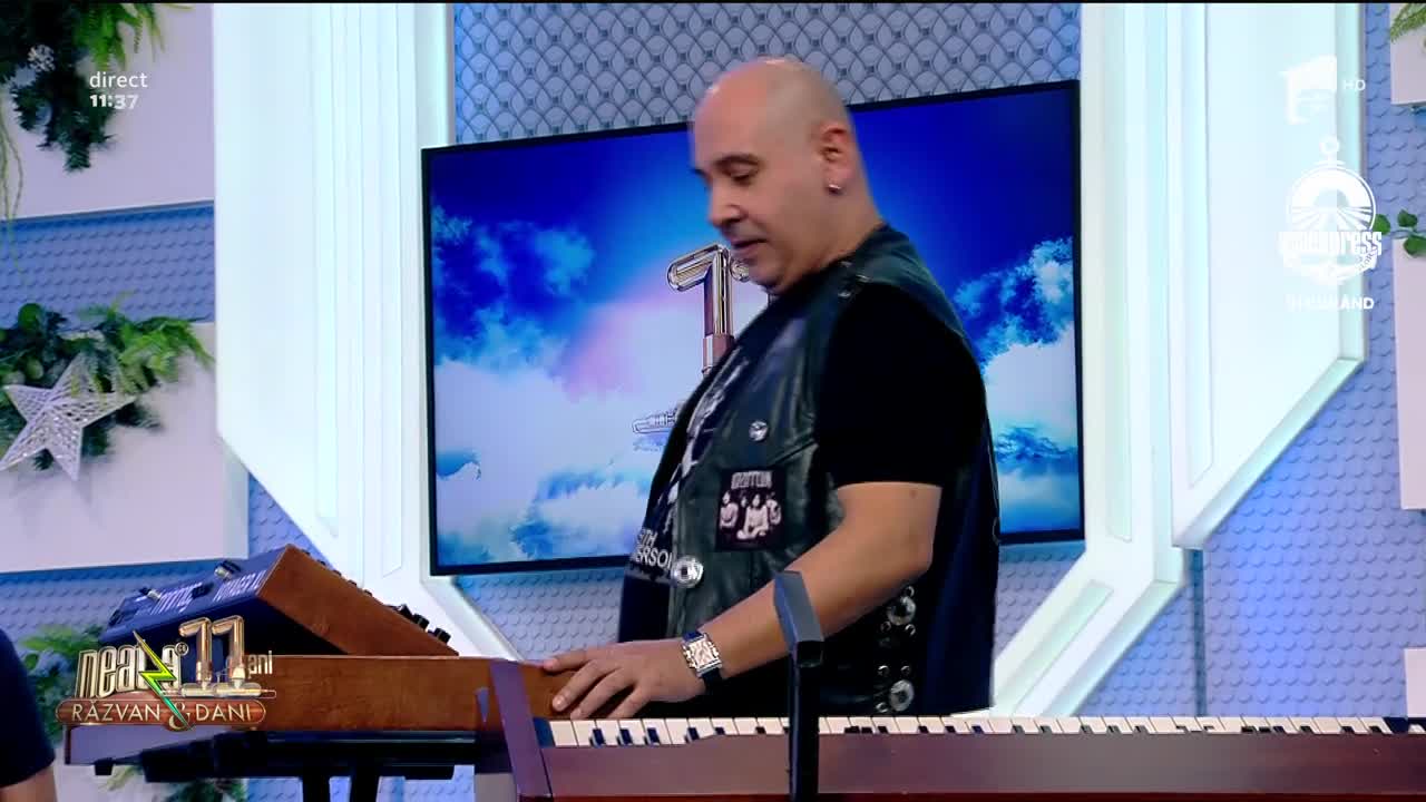 Neatza cu Răzvan și Dani. Mike Godoroja și Blue Spirit c&acirc;ntă piesa Dor de Eminescu