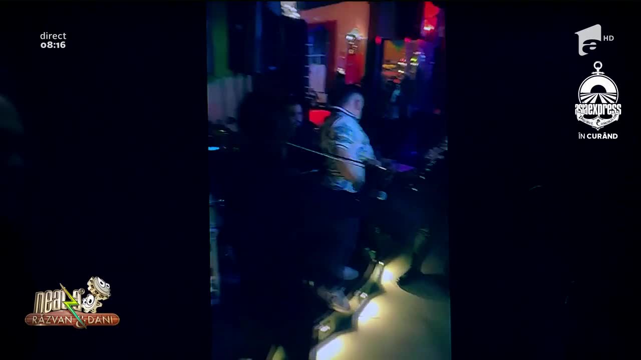 Smiley News - Neatza cu Răzvan și Dani. Mesajul lui Adrian Minune a fost ascultat! Clarinetul furat a fost &icirc;napoiat!