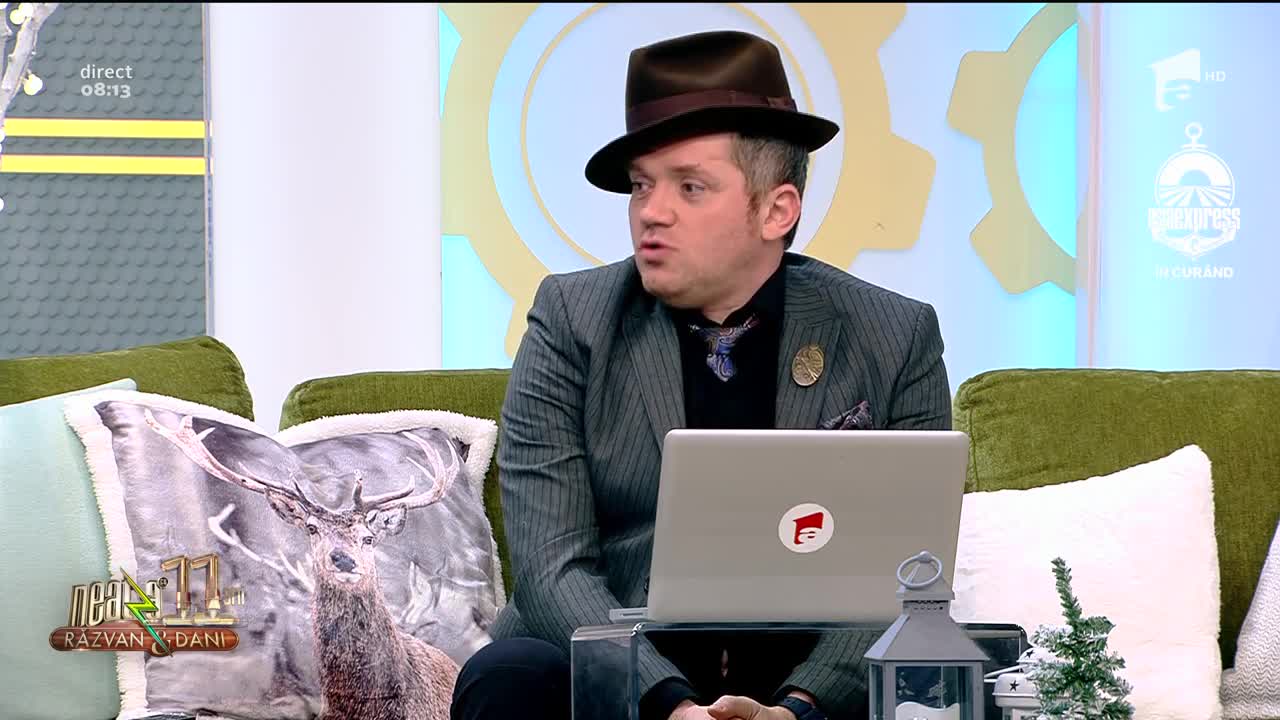 Smiley News - Neatza cu Răzvan și Dani. Reacţia unui bebeluş care gustă pentru prima oară &icirc;ngheţată