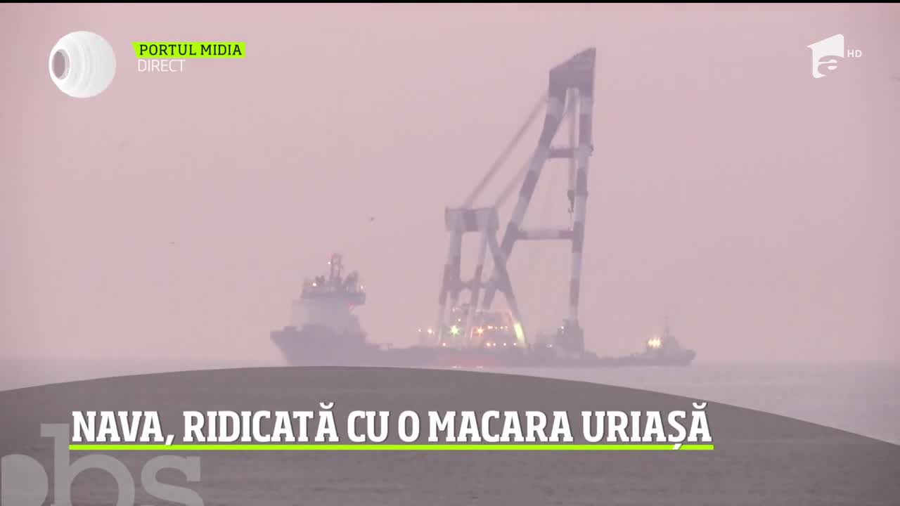 &Icirc;ncep operaţiunile de &icirc;ndreptare a navei care s-a răsturnat cu 14.000 de oi &icirc;n Portul Midia