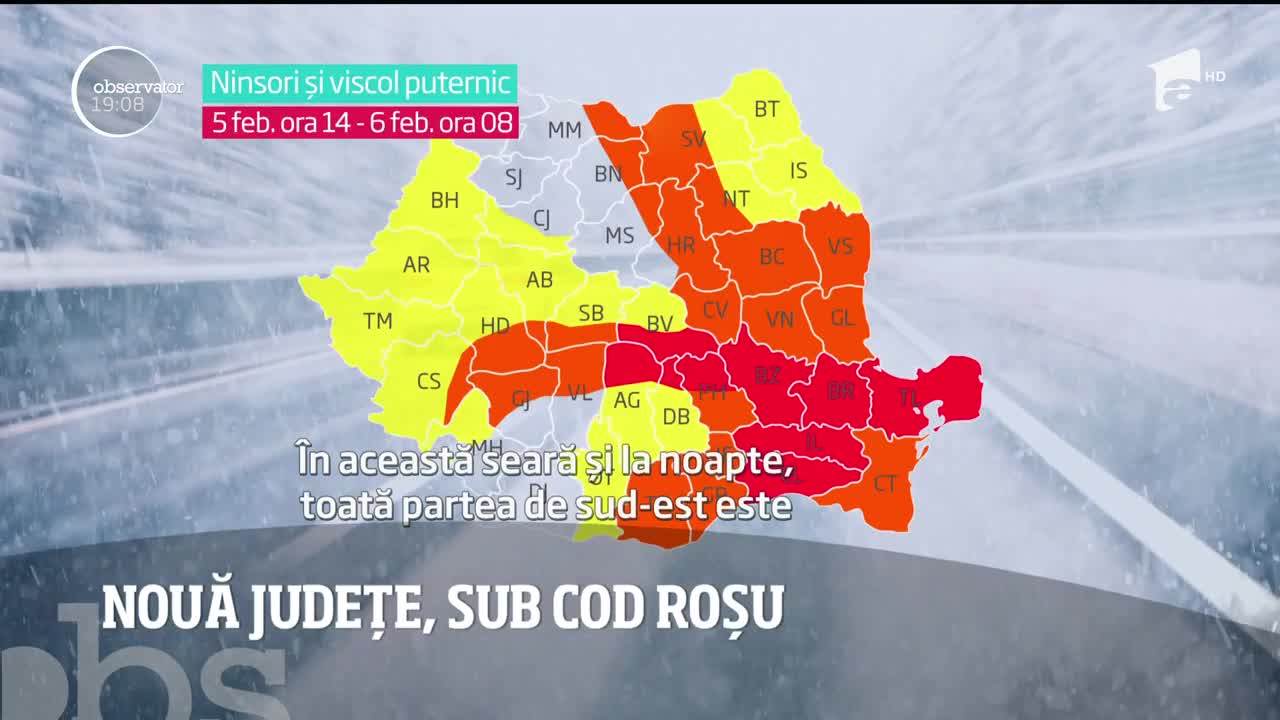 Imaginile groazei în România, din cauza Codului roșu! Un acoperiș, smuls de vânt și aruncat pe mașini! Autoturisme blocate! Alarmă de gradul zero! VIDEO