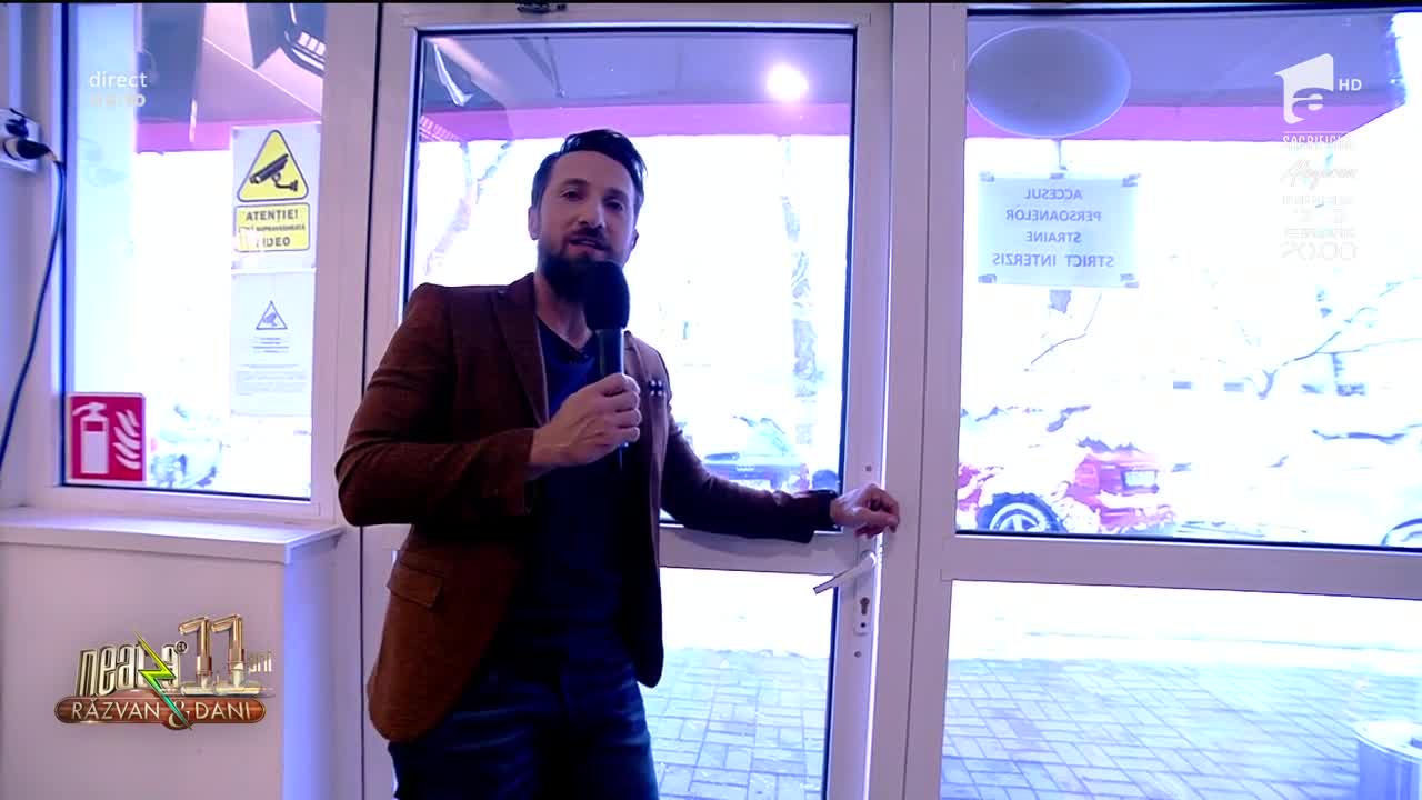 Neatza cu Răzvan şi Dani. Dani Oț&icirc;l &icirc;l imită pe soțul Vulpitei!