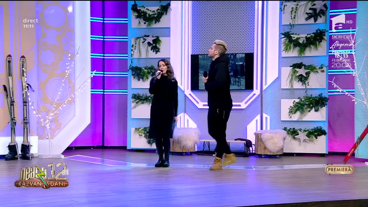 Neatza cu Răzvan și Dani. Chriss și Glow c&acirc;ntă piesa Dragă domnișoară