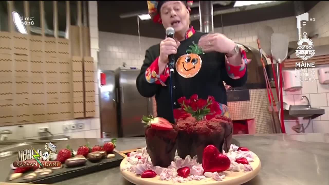 Rețeta Zilei - Neatza cu Răzvan şi Dani. Happy kiss, un desert aromat plin de fructe