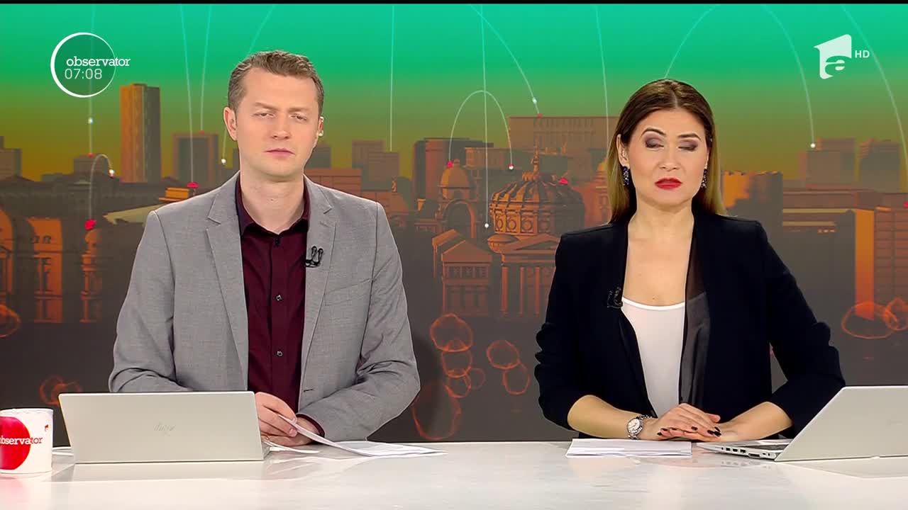 Incendiu de proporţii &icirc;ntr-un bloc din T&acirc;rnăveni! 11 oameni, dintre care patru copii, au ajuns la spital intoxicaţi cu fum