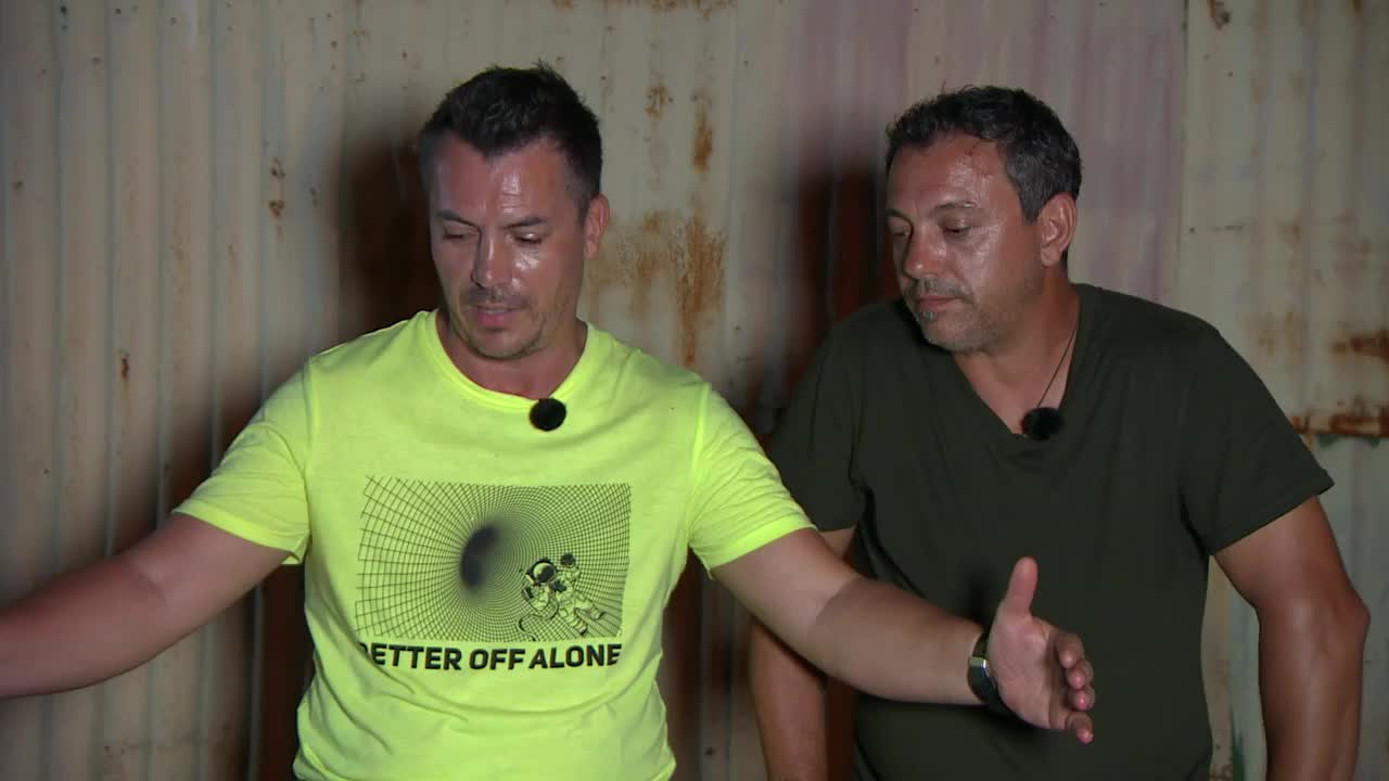 Asia Express. După o bere răcoroasă merge o masă copioasă! Răzvan Fodor și Sorin Bontea fac rost de m&acirc;ncare fără să dea bani