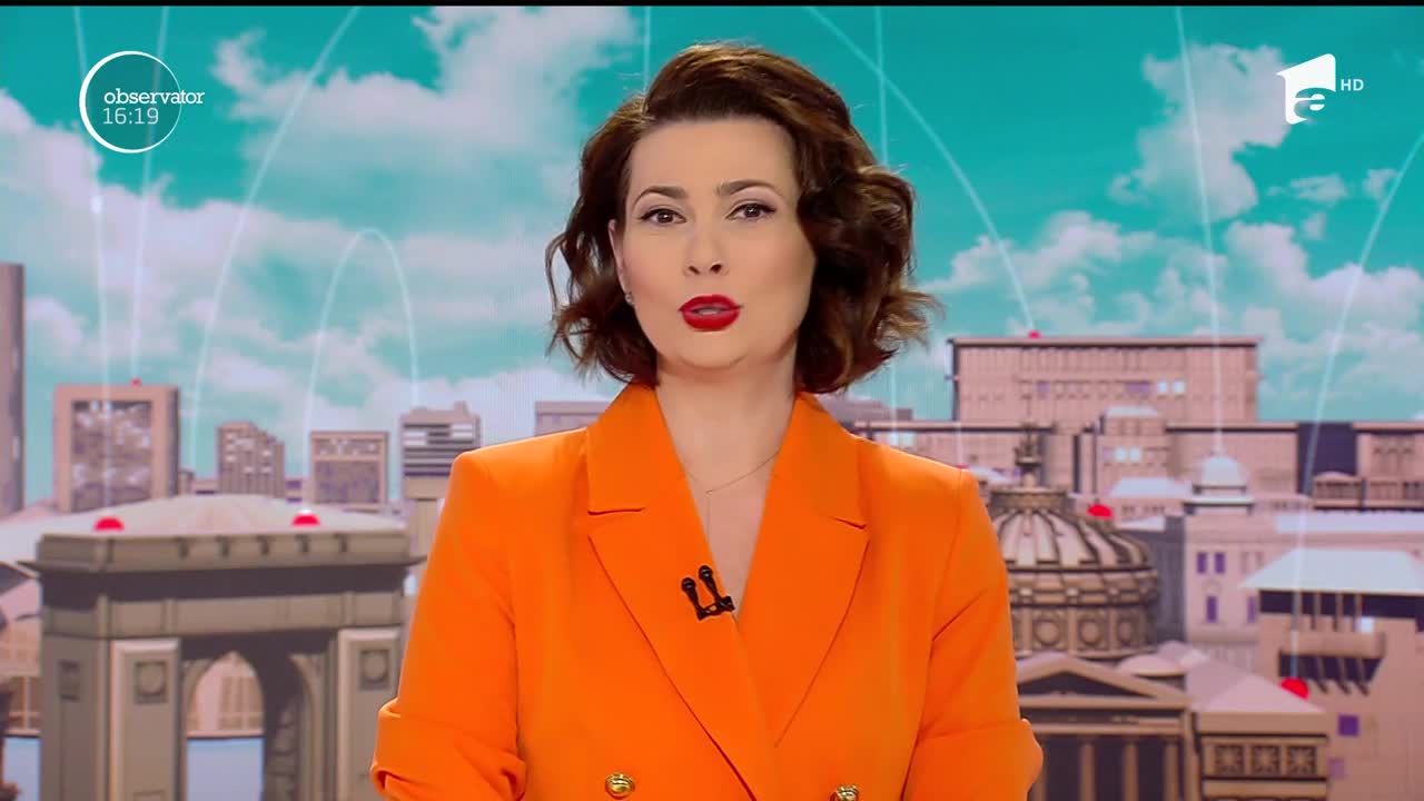 Povestea tinerei de 18 ani din T&acirc;rgu Jiu care &icirc;şi &icirc;mparte viaţa &icirc;ntre liceu şi voluntariatul la SMURD
