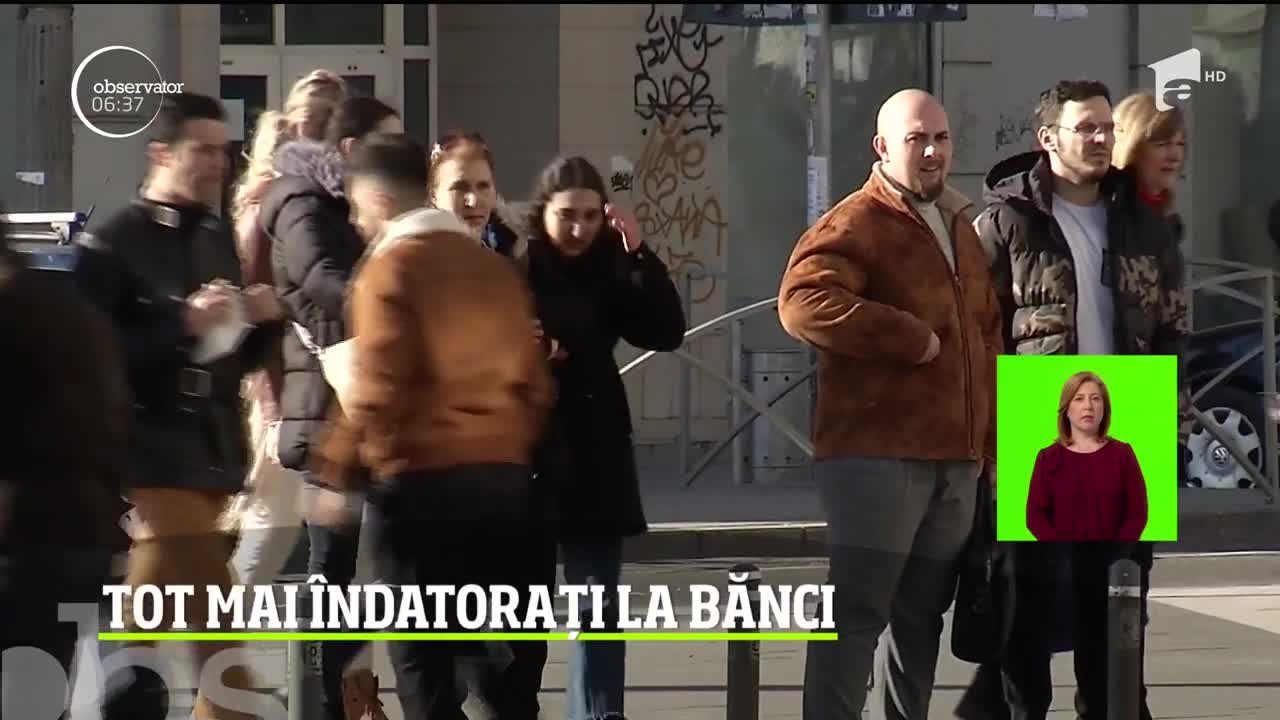 Românii, tot mai îndatoraţi la bănci