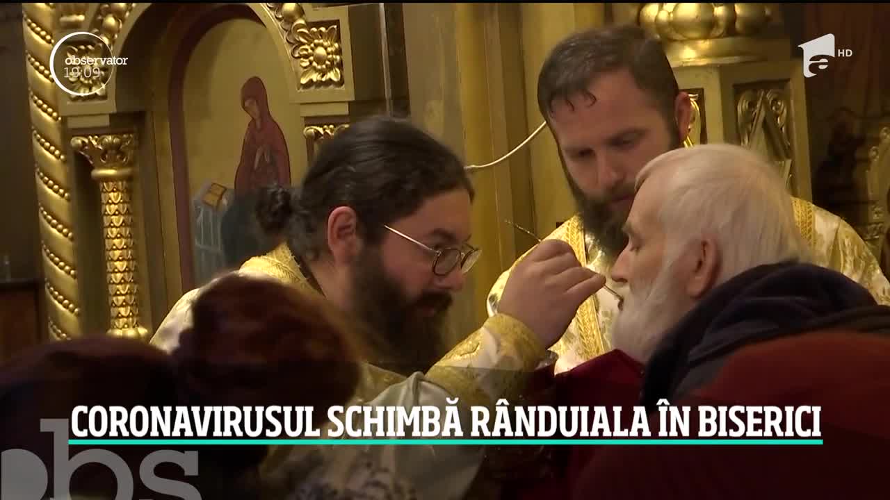 Coronavirusul schimbă obiceiuri vechi de sute de ani &icirc;n biserici: Nu se mai pupă icoanele!