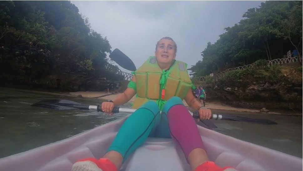 Adda a făcut un atac de panică! Apele &icirc;nvolburate au terifiat-o pe concurentă! &bdquo;Dau cu v&acirc;sla de păm&acirc;nt, calmează-te&rdquo;