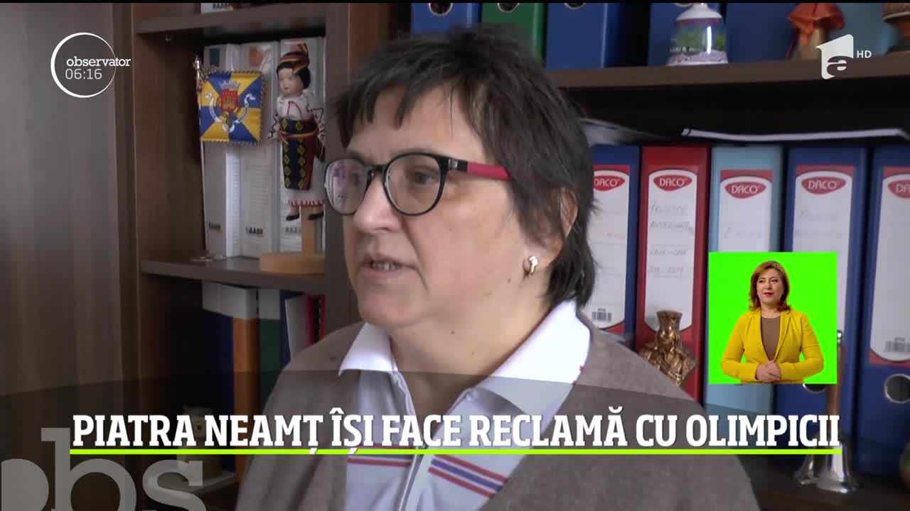 Piatra Neamţ &icirc;și face reclamă cu olimpicii. Fotografiile elevilor au fost amplasate pe panouri publicitare