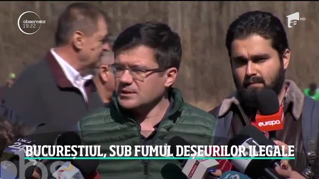 Sute de familii din Capitală respiră aer otrăvit din cauza gunoaielor arse ilegal, la c&acirc;ţiva metri de casele lor