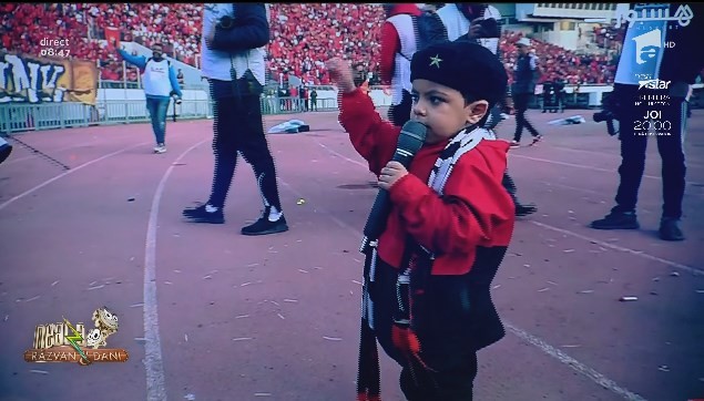 Smiley News - Neatza cu Răzvan și Dani. Gelozia extremă, Diego Maradona și copilul șef de galerie