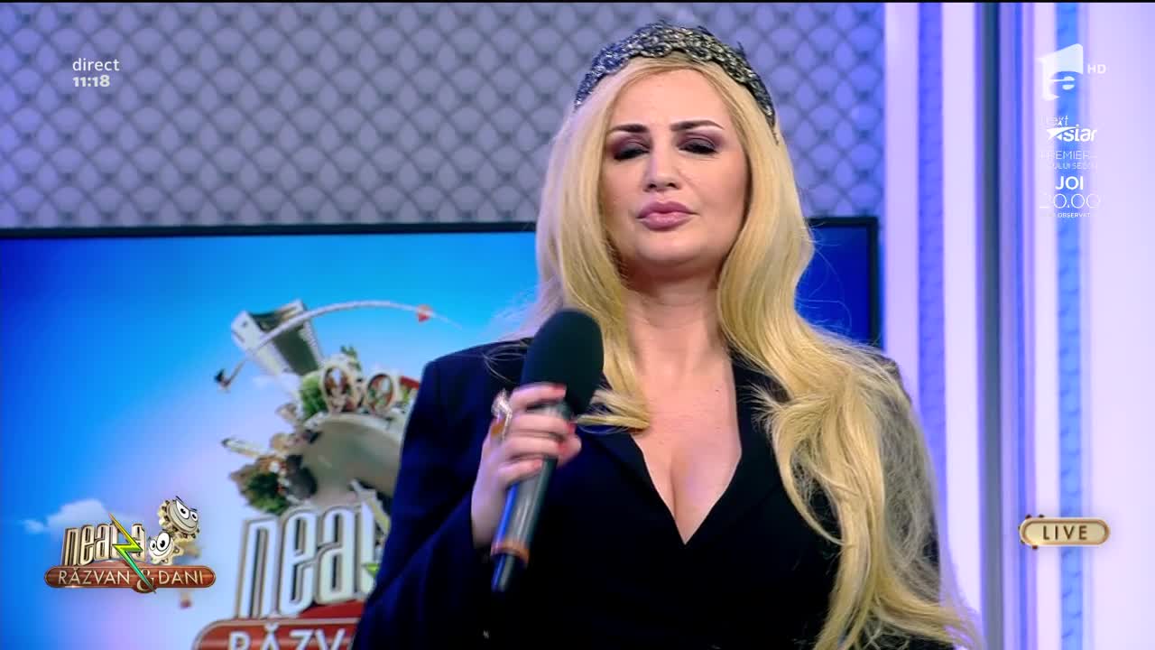 Neatza cu Răzvan și Dani. Julia Chelaru c&acirc;ntă live melodia Iartă