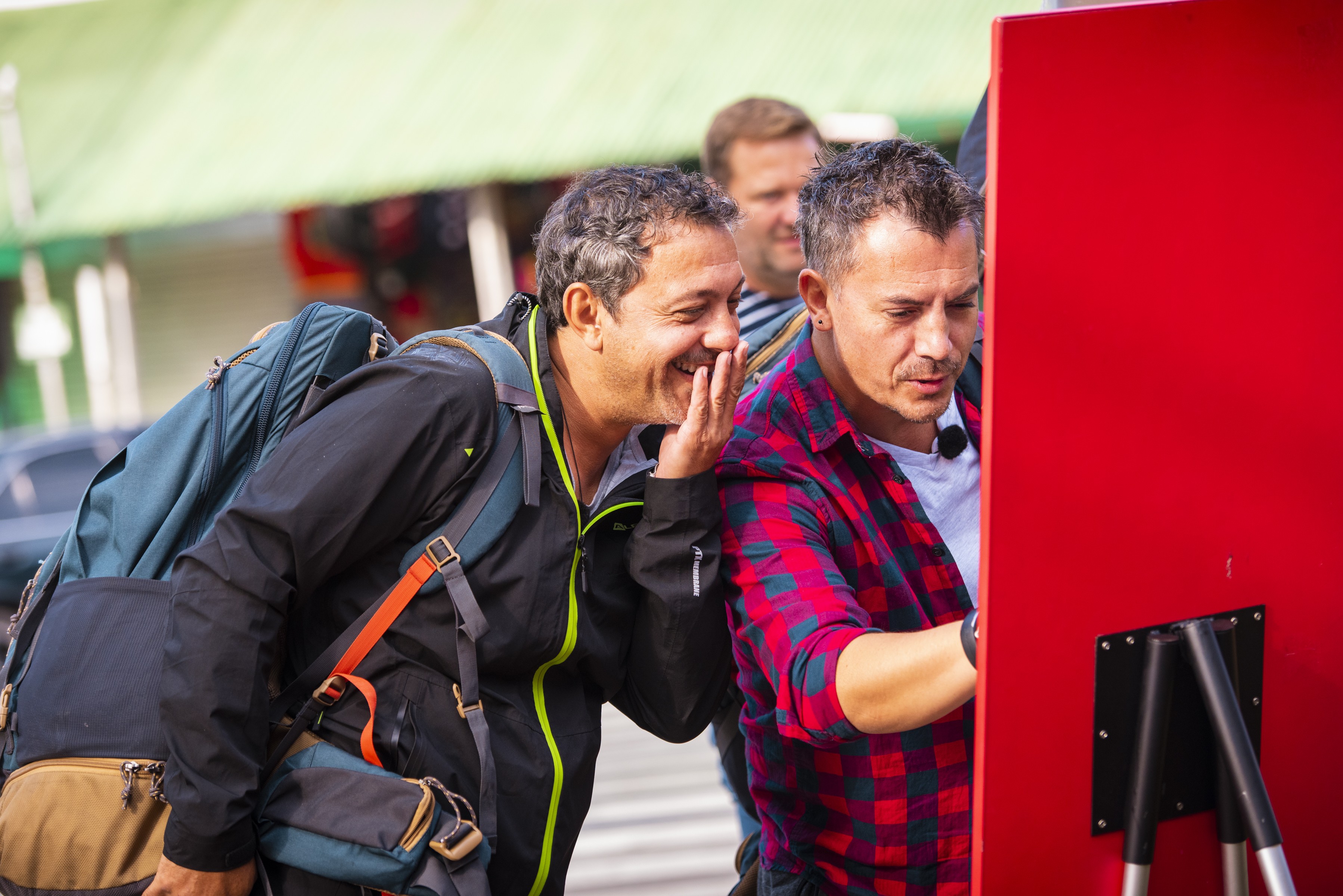 Sorin Bontea și Speak, probleme cu cazarea: Nu dorm acolo nici mort!