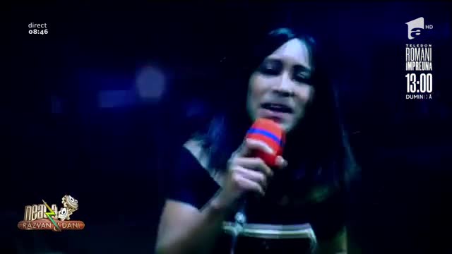 Smiley News. Karaoke pe muzica lui Michael Jackson