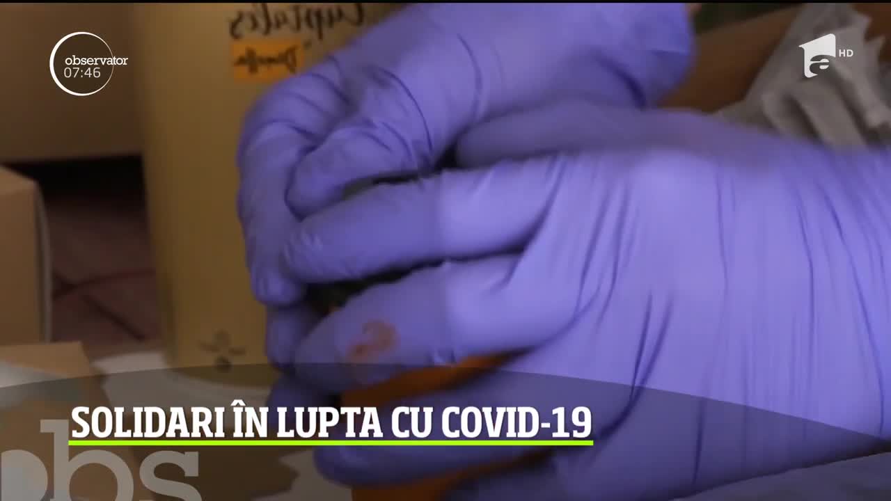Solidari &icirc;n lupta cu coronavirusul! C&acirc;ţiva gălăţeni le-au dus cafea, dulciuri şi m&acirc;ncare medicilor și polițiștilor din prima linie
