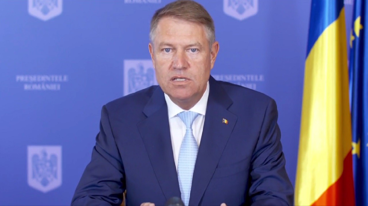 Klaus Iohannis, noi declarații: Virusul nu va dispărea, vom mai avea restricții