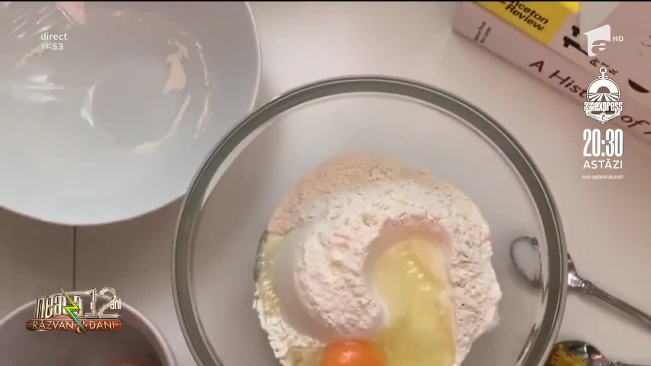 Rețete simple. Gogoși cu mere și fursecuri cu nucă