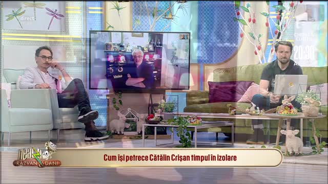 Cum &icirc;și petrece Cătălin Crișan timpul &icirc;n izolare: Cant la o pianină veche de 184 de ani!