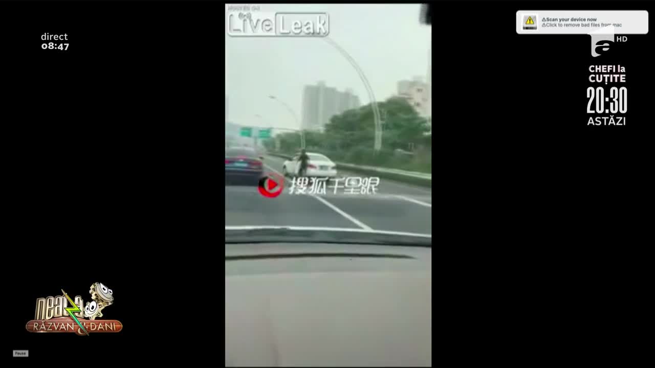 Smiley News: O șoferiță își fugărește mașina pe autostradă | Video viral