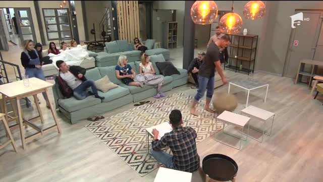 Cumpăturile, o nesf&acirc;rșită listă de nemulțumiri &icirc;ntre concurenții din casa Mireasa